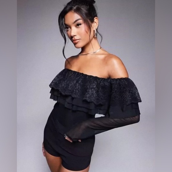 AFRM Tops - NEW AFRM Saylor long sleeve off the shoulder ruffle bodysuit in black
